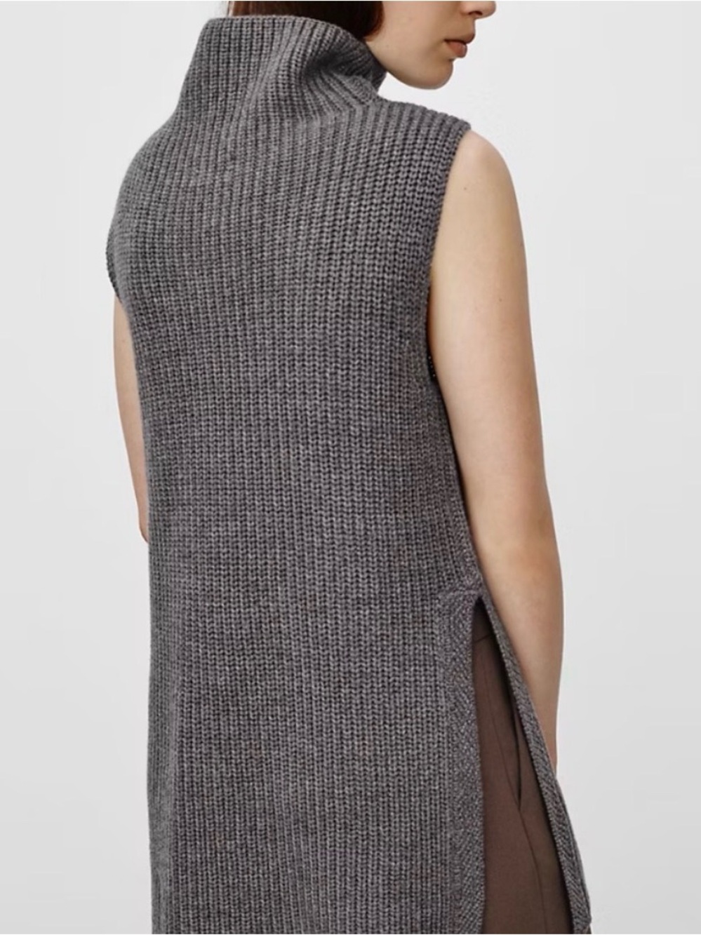 Aritzia Wilfred Size XS Durandal Sleeveless Merino Wool Sweater - Gray - Picture 2 of 7